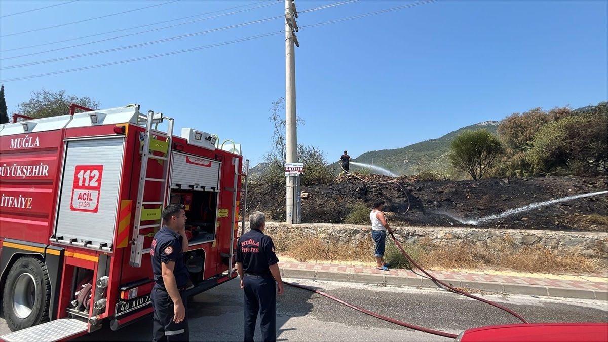 Bodrum'da Otluk Alanda Yangın Kontrol Altına Alındı