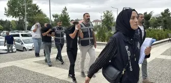 Bolu'da Eğlence Mekanından İçki Çalan 3 Şüpheli Yakalandı