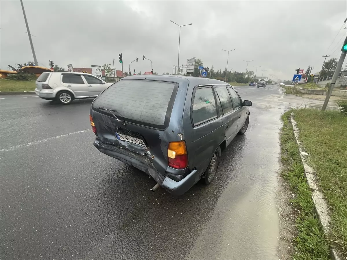 Bolu'da İki Trafik Kazasında 5 Yaralı