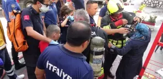 Bolu'da Yangın Çıkan Apartmandan Mahsur Kalan İki Kişi Kurtarıldı