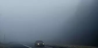 Bolu Dağı'nda Sis Ulaşımı Olumsuz Etkiliyor