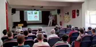 Yeniçağa'da 'Mutlu Aile Başarılı Çocuk' Konferansı Düzenlendi