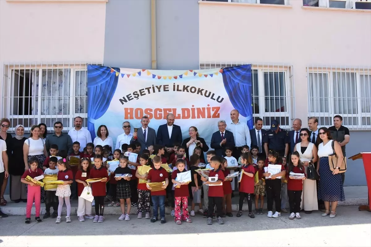 Germencik'te 2025-2026 Eğitim Öğretim Yılı Törenle Başladı