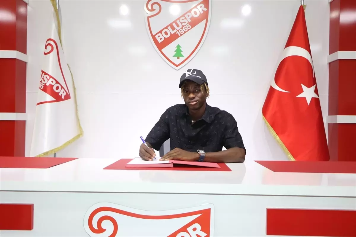 Boluspor, Nijeryalı Forvet Rasheed Akanbi'yi Kadrosuna Kattı