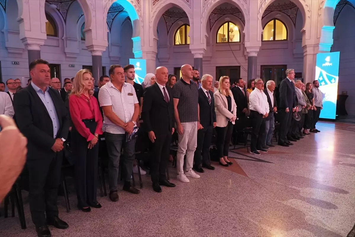 Aliya İzetbegoviç'in 100. Doğum Yılı Anma Programı Düzenlendi