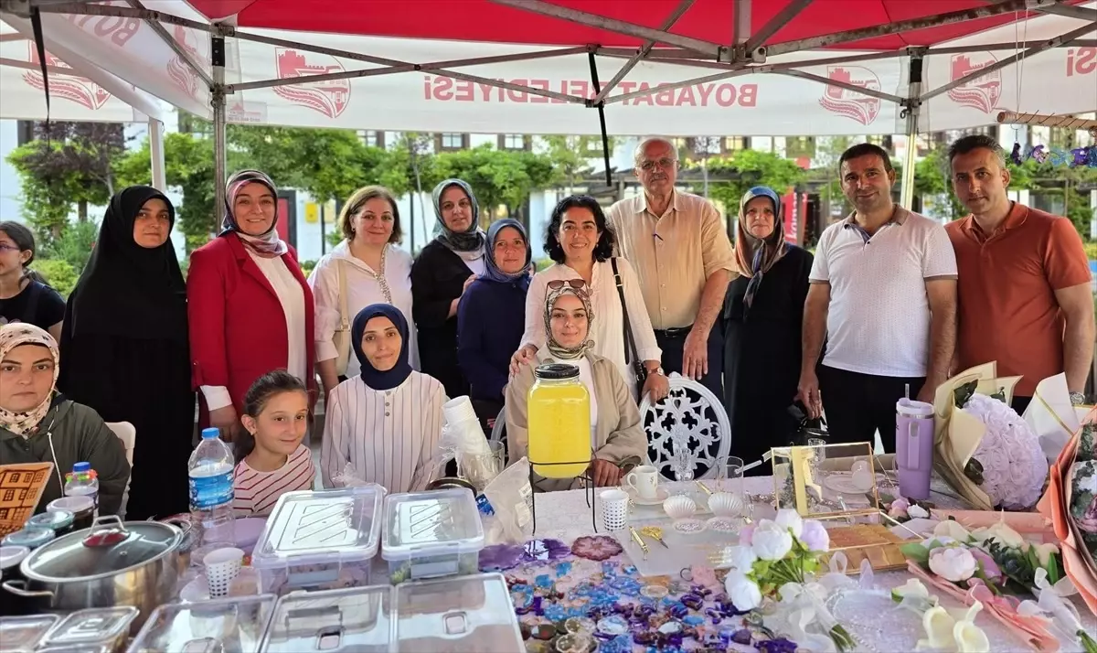Boyabat'ta Kadın Emeğiyle Üretilenler Hanımeli Pazarı'nda Sergilendi