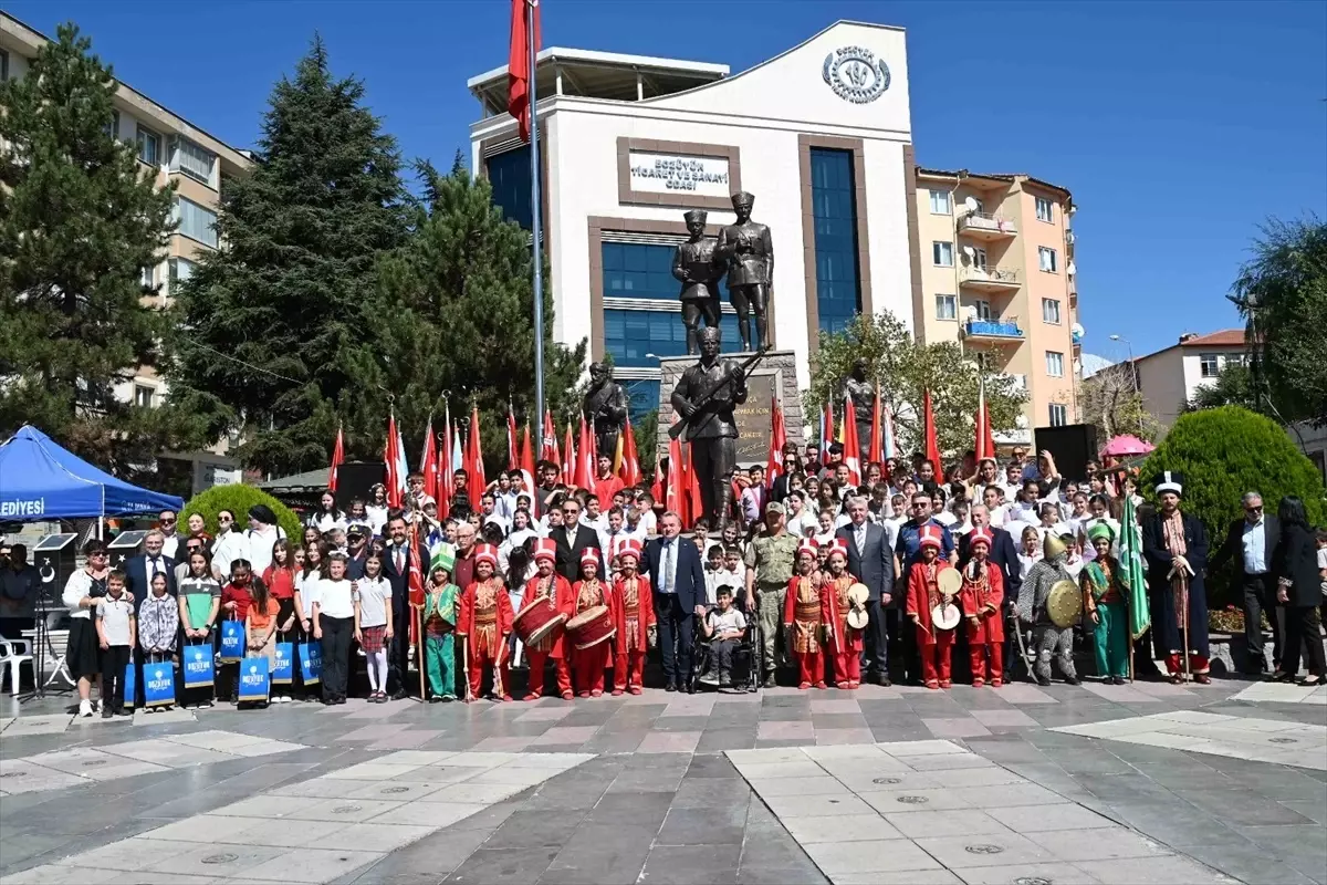 Bozüyüklü Öğrenciler için İlköğretim Haftası Coşkuyla Kutlandı