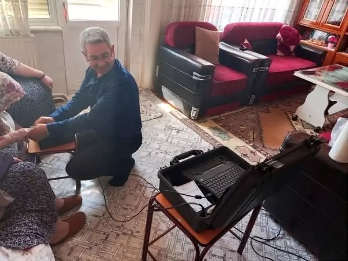 Buharkent'te Evlerde Nüfus Hizmeti Anlayışı