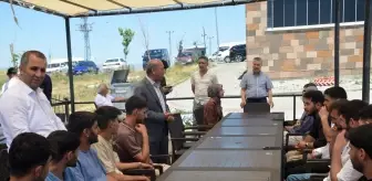 AK Parti İlçe Başkanı Öğrencilerle Buluştu