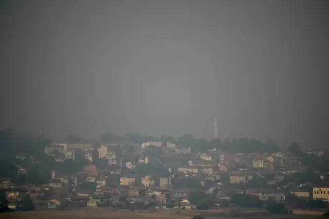 Komşumuz da alevlerle savaşıyor! Dumanlar Edirne'ye ulaştı Komşumuz da alevlerle savaşıyor! Dumanlar Edirne'ye ulaştı