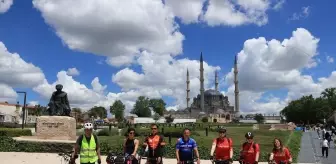 Bulgaristan ve Kuzey Makedonya'dan Bisikletçiler Anma Turu Düzenledi