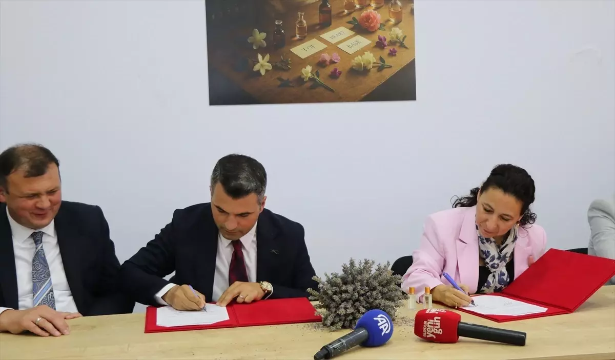 Burdur'da Koku Atölyesi ve Akademisi Kuruluyor