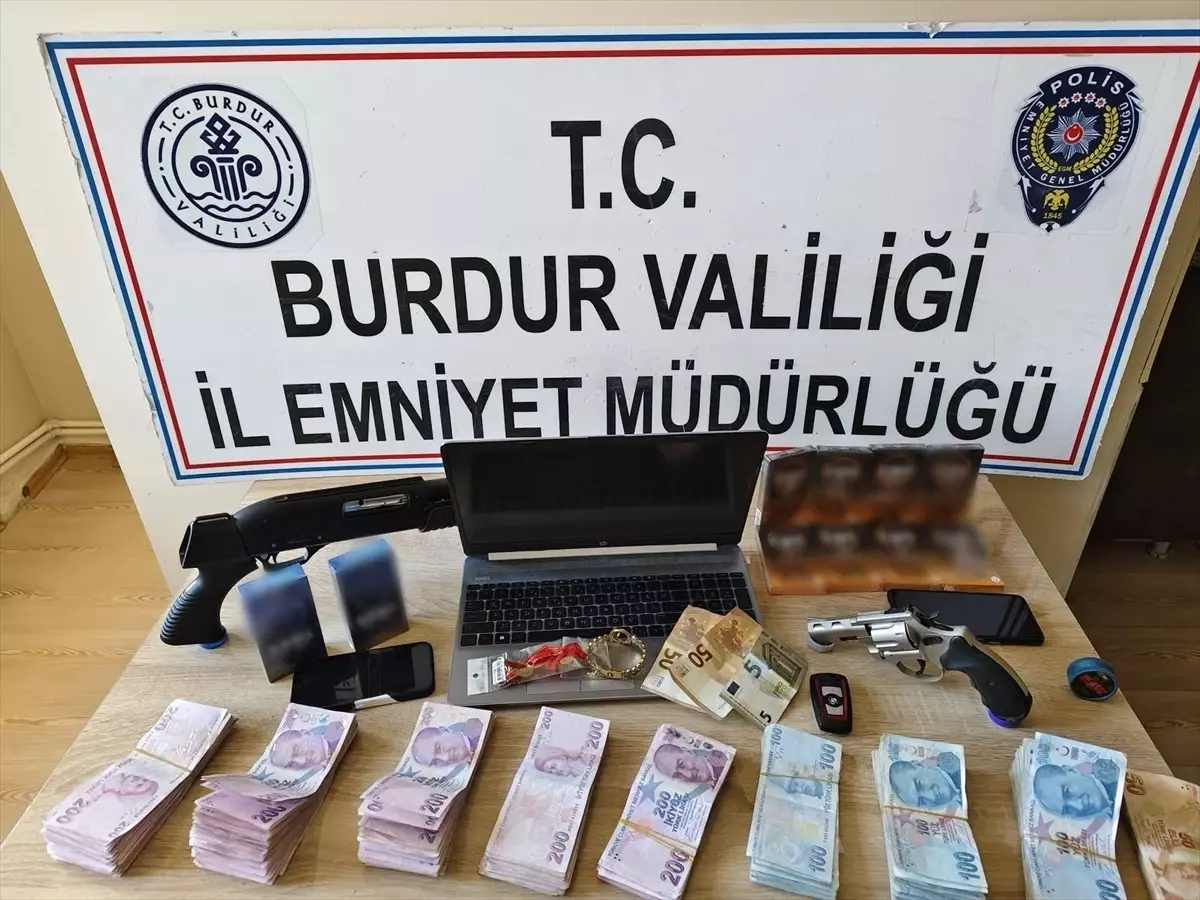 Burdur'da Fuhuş Operasyonu: 8 Tutuklama, 6 Kadın Koruma Altında