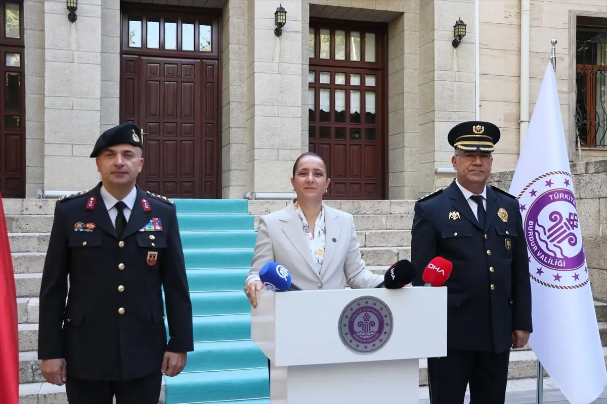 Burdur'da Güvenlik ve Asayiş Toplantısı: Olaylarda %7 Azalma