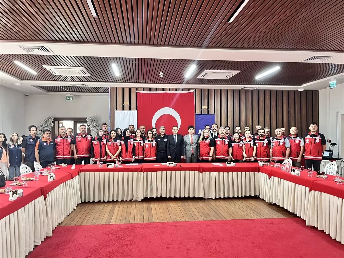 Burdur'da Afetlere Hazırlık Eğitimi Tamamlandı