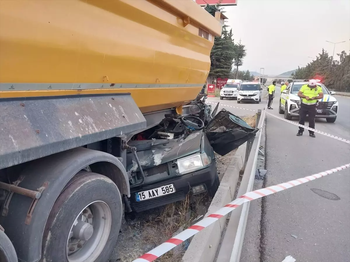 Burdur'da Feci Kaza: 1 Ölü, 1 Yaralı