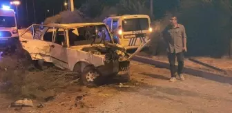 Burdur'da Polis Takibindeki Araç Kaza Yaptı: 10 Yaralı