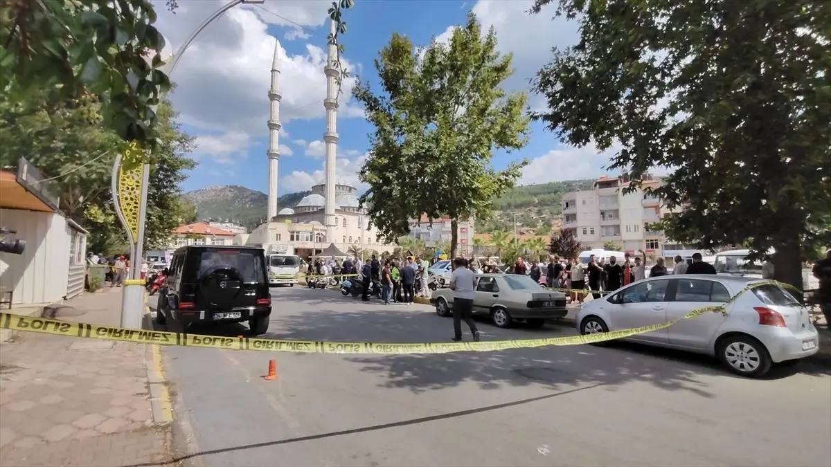 Burdur'da Silahlı Saldırı: 2 Yaralı