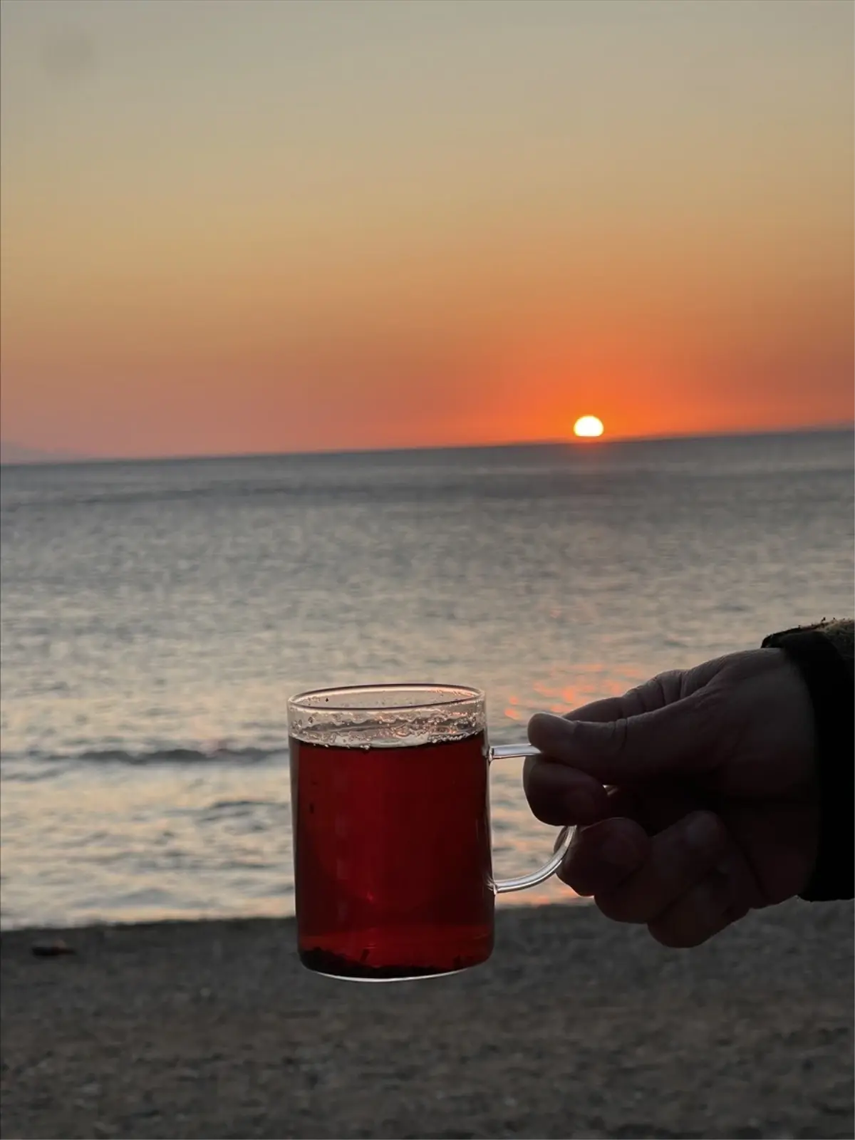 Burhaniye'de Eşsiz Gün Batımı Manzarası