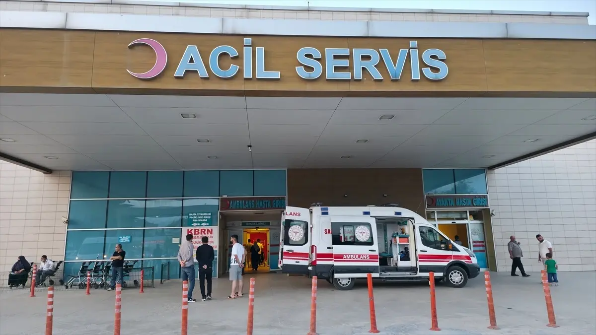 İnegöl'de Gıda Zehirlenmesi Şüphesi: 24 Kişi Hastaneye Başvurdu