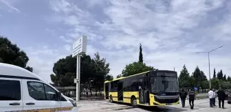 Bursa'da Motosiklet, Belediyeye Ait Otobüsle Çarpıştı: Sürücü Hayatını Kaybetti