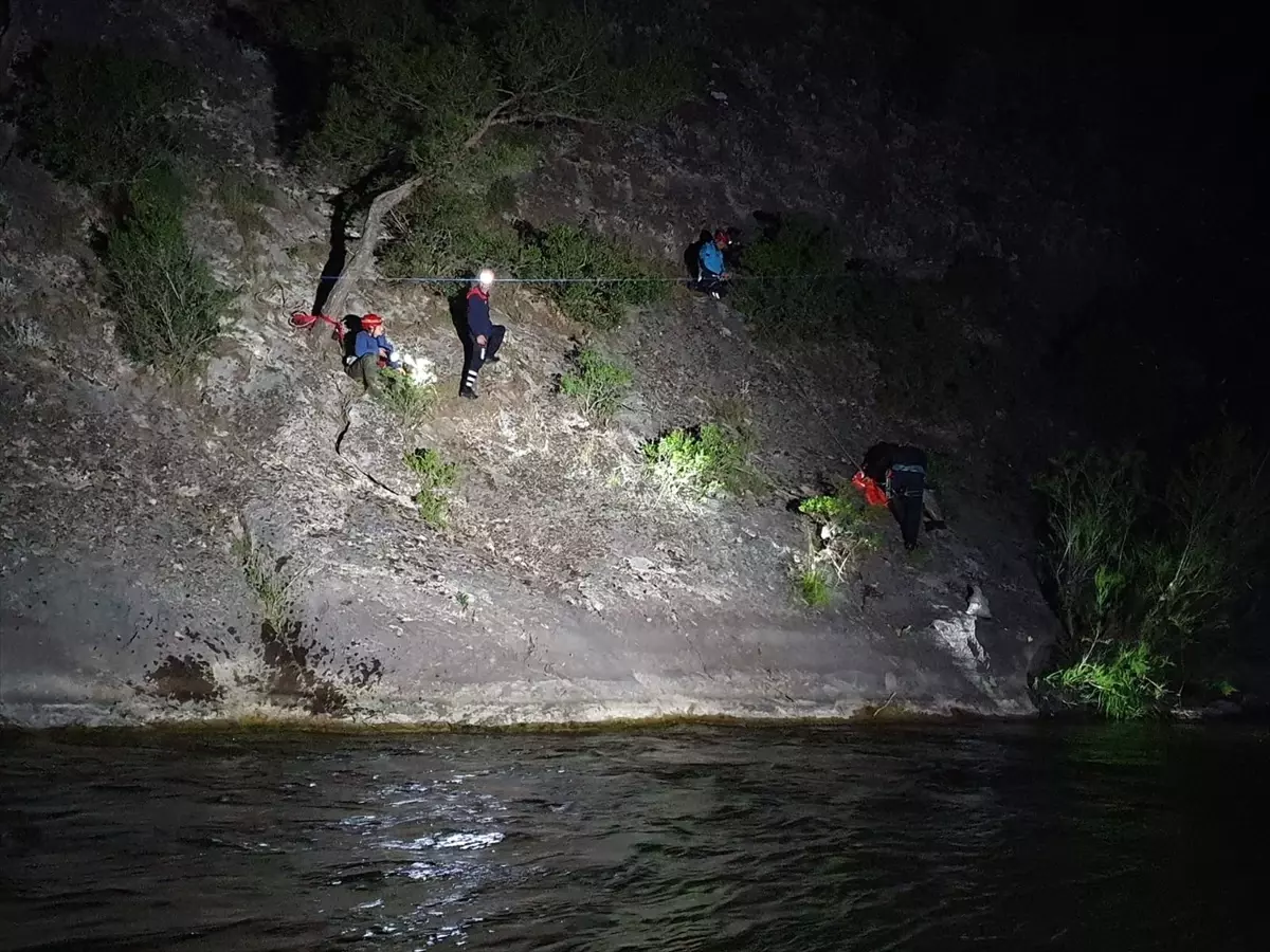 Bursa'da Mahsur Kalan Çoban Kurtarıldı