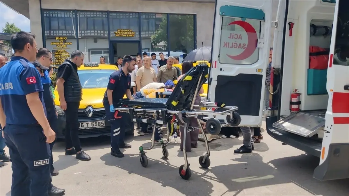 Eski Nişanlı Tarafından Vurulan Kadın Hastaneye Kaldırıldı
