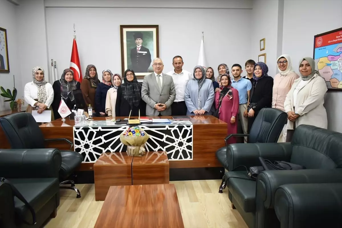 Bursa'da Evlat Edinme İmza Töreni Düzenlendi