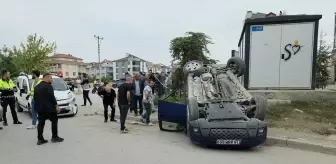 İnegöl'de Trafik Kazası: 3 Yaralı