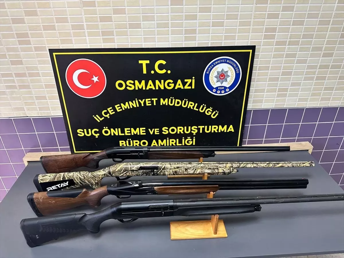 Bursa'da Av Tüfeğiyle Havaya Ateş Açan 4 Zanlı Gözaltına Alındı