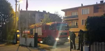 Bursa'da Sağlık Müdürlüğü Binasında Yangın Çıktı
