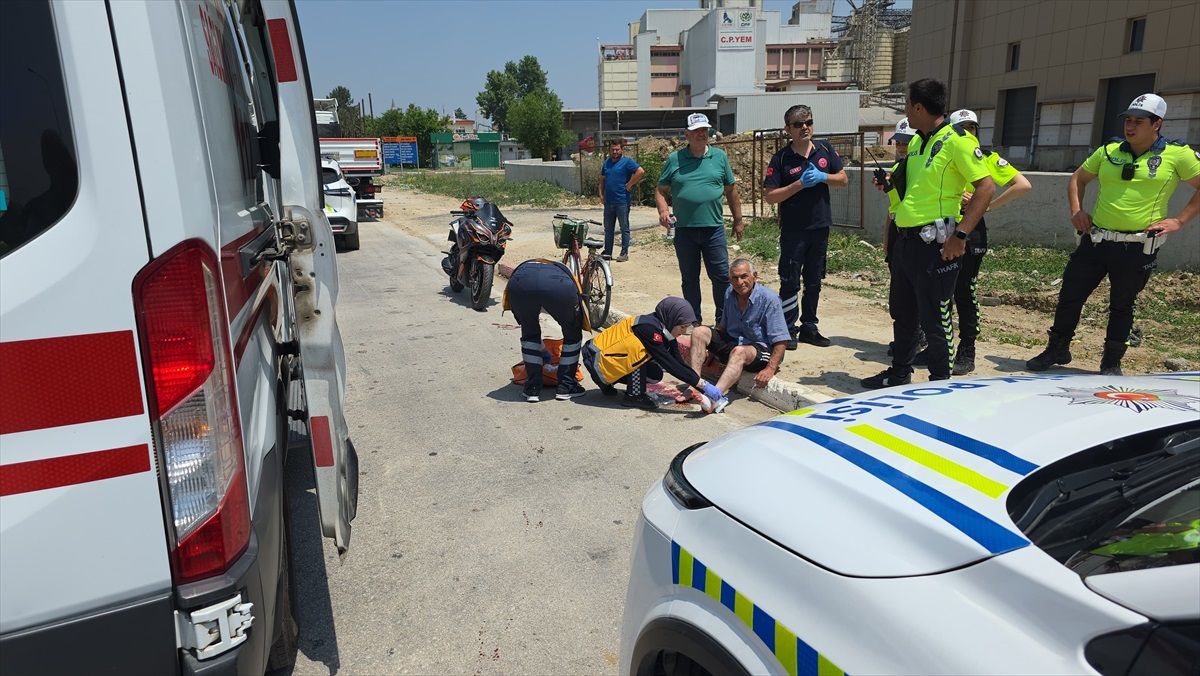 İnegöl'de Motosiklet ile Bisiklet Çarpıştı: 2 Yaralı