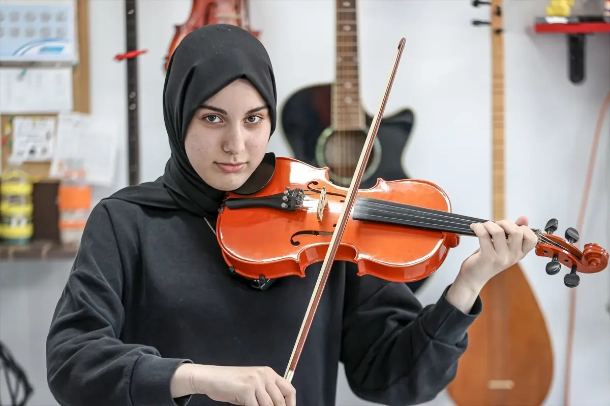 Bursa'da Öğrenciler Yapay Zeka ile Şarkı Yazarak LGS Stresini Atlattı