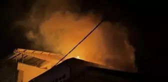 Bursa'da Oto Tamirhanesinde Yangın Çıktı
