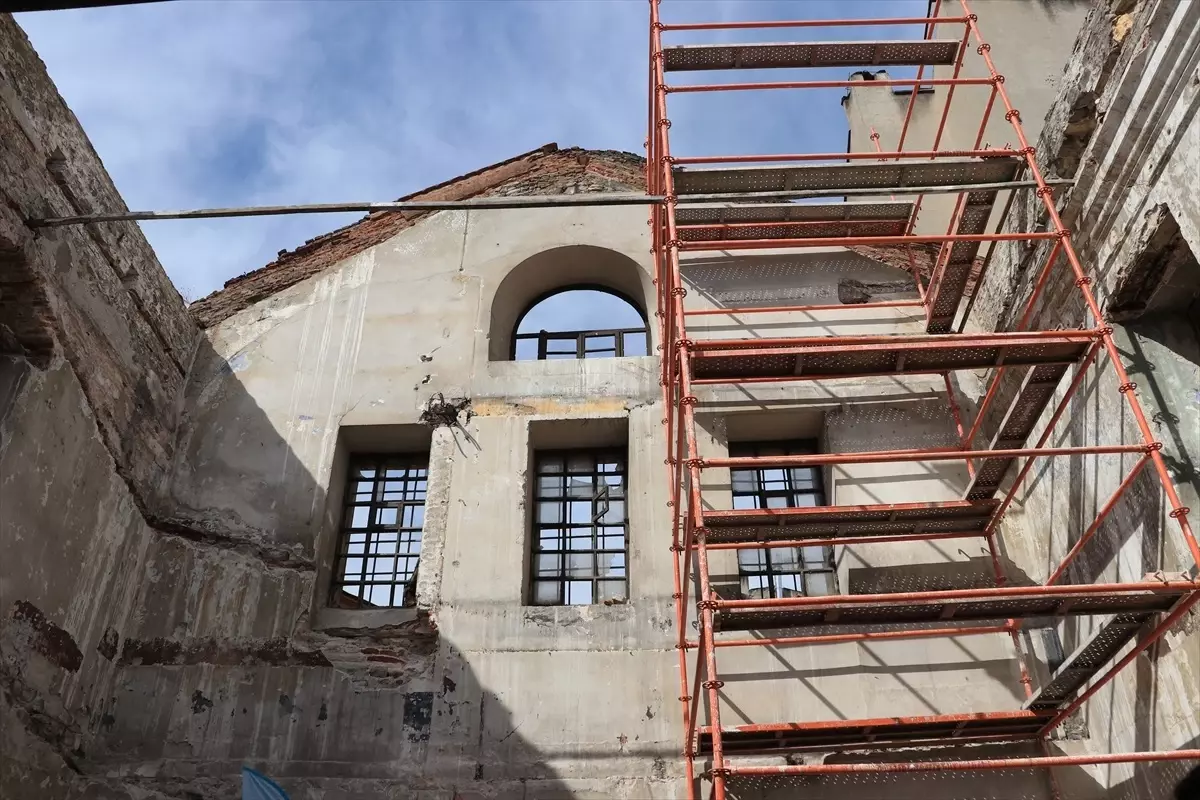 Bursa'da Tarihi Kilise Setbaşı Sanat Merkezi Oluyor
