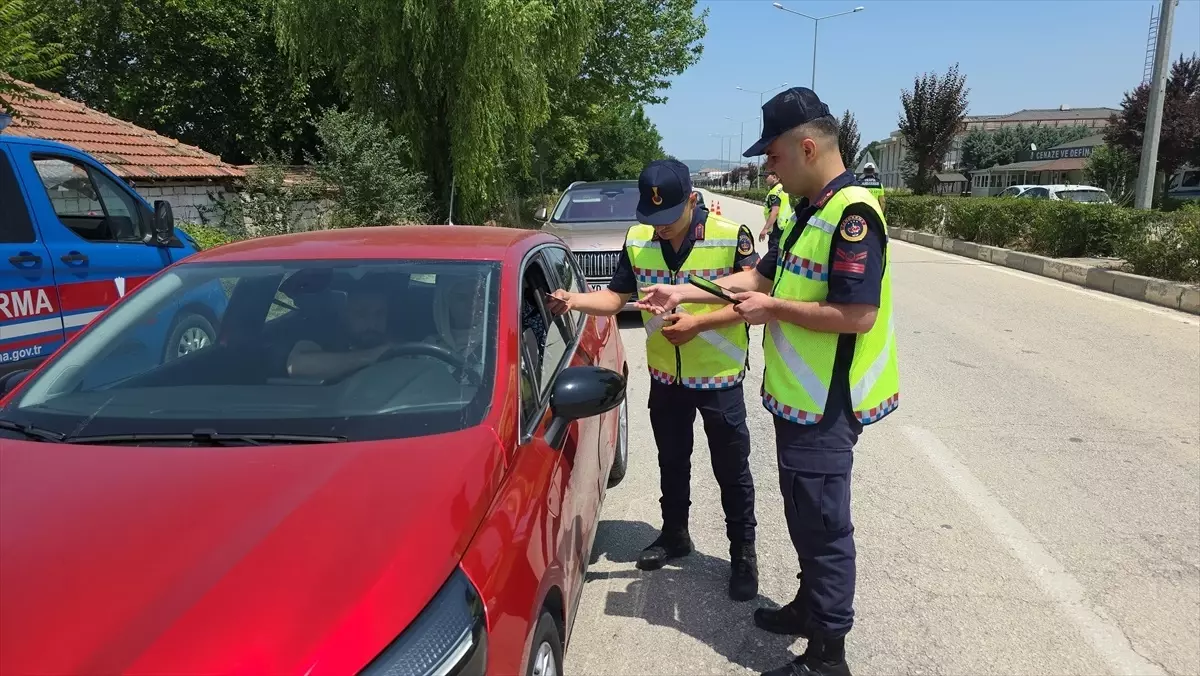 İnegöl'de Trafik Denetimi: 30 Bin Lira Cezai İşlem