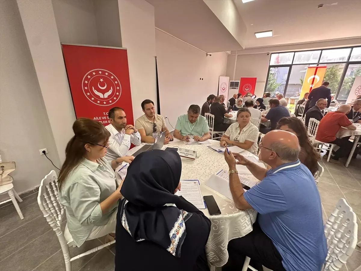 Bursa'da Yaşlılık Çalıştayı Düzenlendi