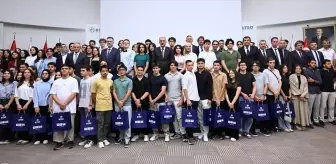 Bursa'da YKS Başarı Ödülleri Töreni Düzenlendi
