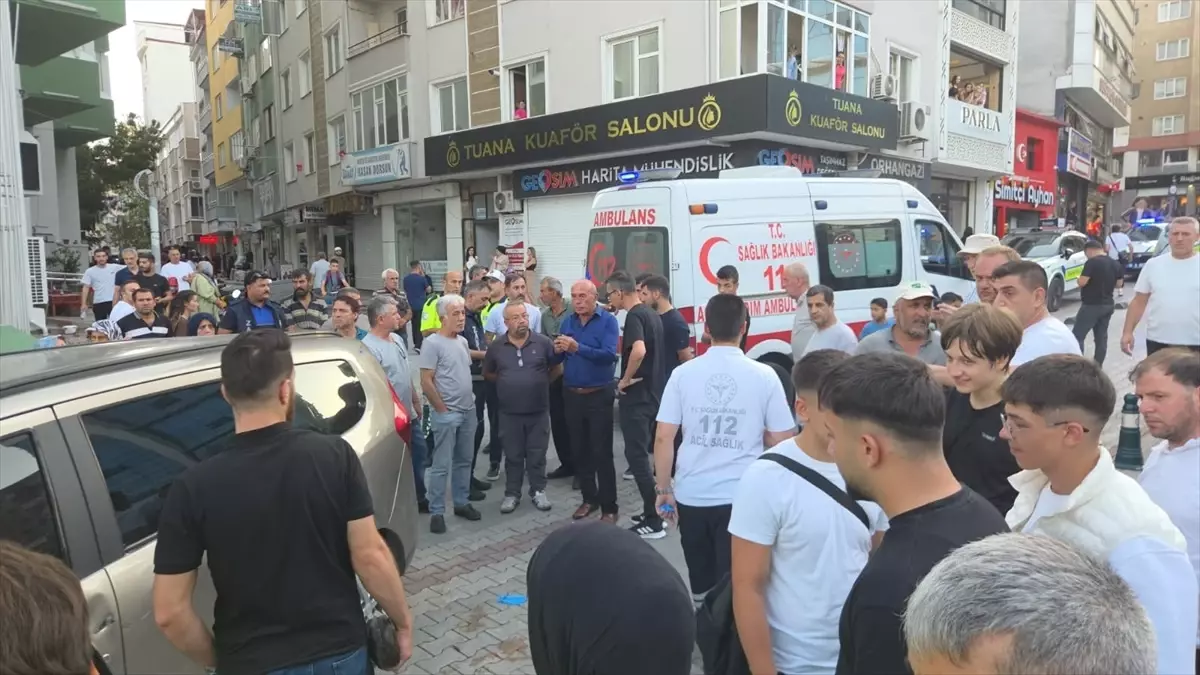 Bursa'da Motosiklet Kazası: Çocuk Yaralandı