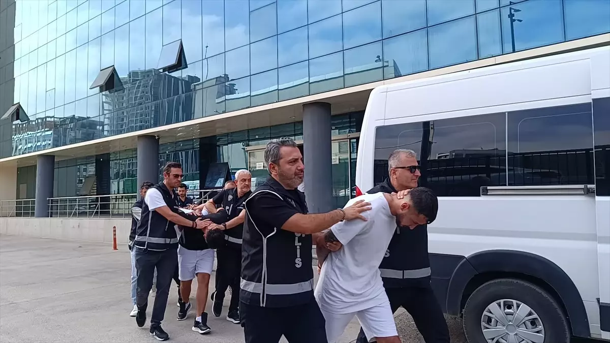 Bursa Merkezli Suç Örgütü Operasyonunda 11 Gözaltı