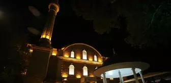 Mevlit Kandili'nde Camiler Dolu