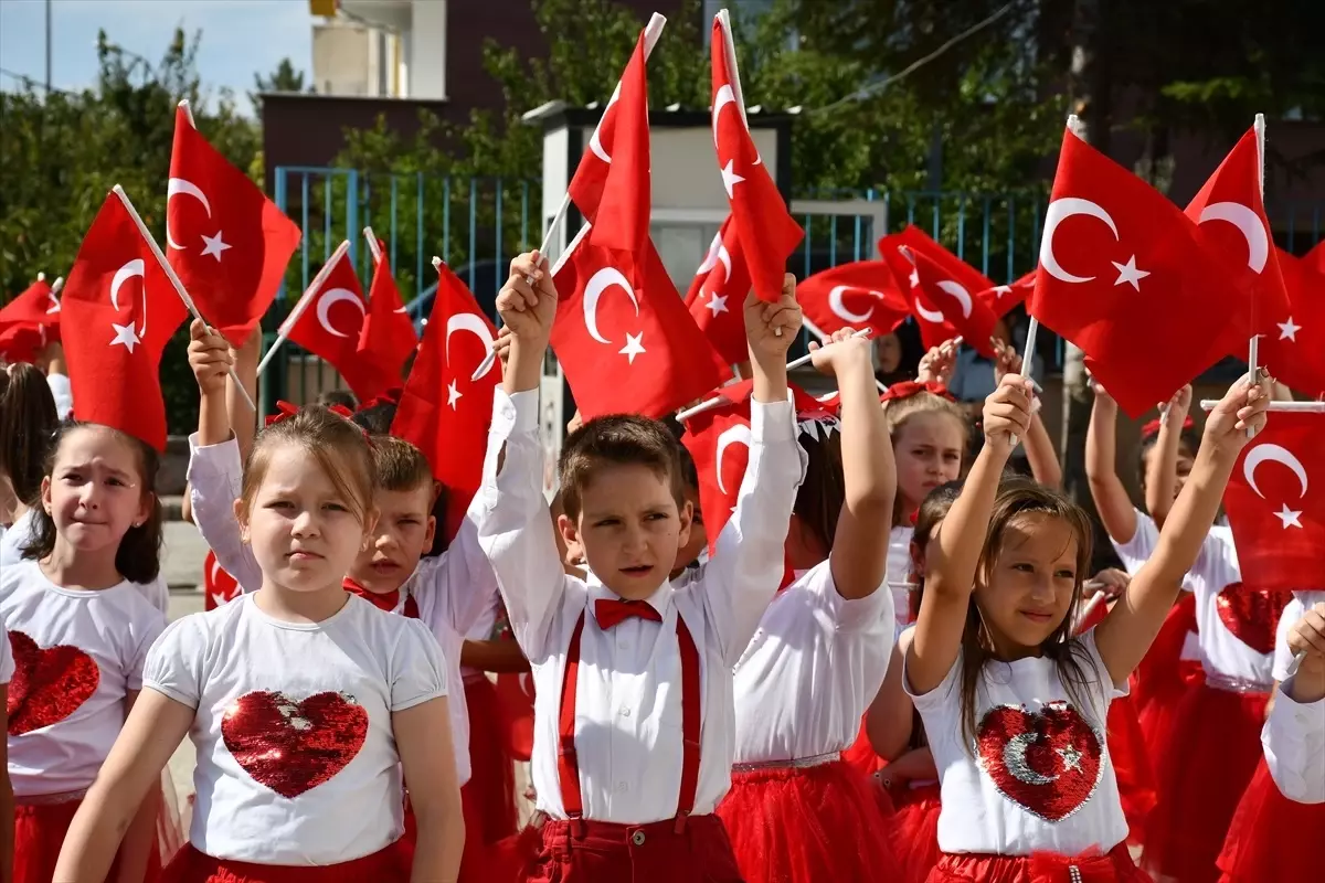 Bursa ve Çevre İllerde 2025-2026 Eğitim Öğretim Yılı Başladı