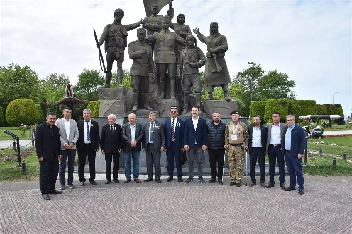 Büyük Türk Dünyası Kurultayı İçin Heyetler Samsun'da