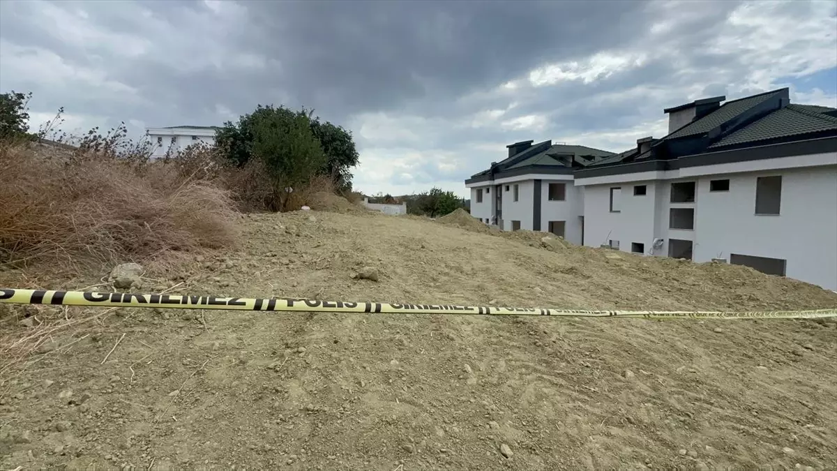Büyükçekmece'de Villa İnşaatında Yabancı Uyruklu Erkek Cesedi Bulundu