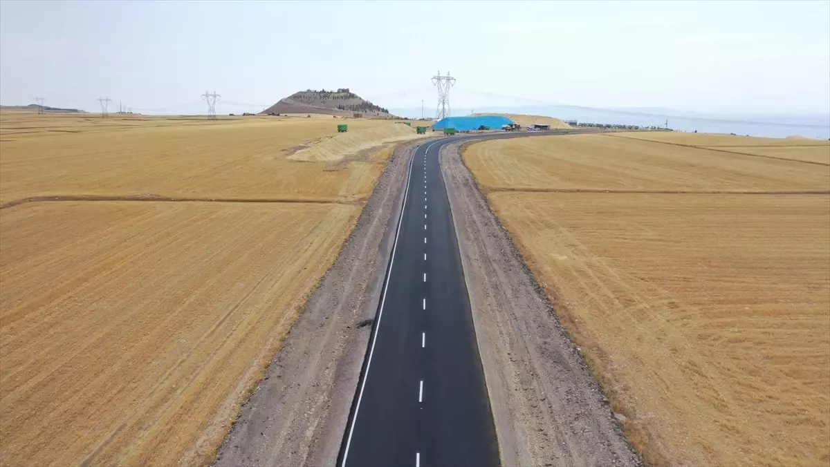 Kayseri'de 350 Kilometre Kırsal Yol Asfaltlanıyor