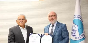 Kayseri'de Mimari Restorasyon Programı Öğrencilerine Edirnekari ve Çini Eğitimi