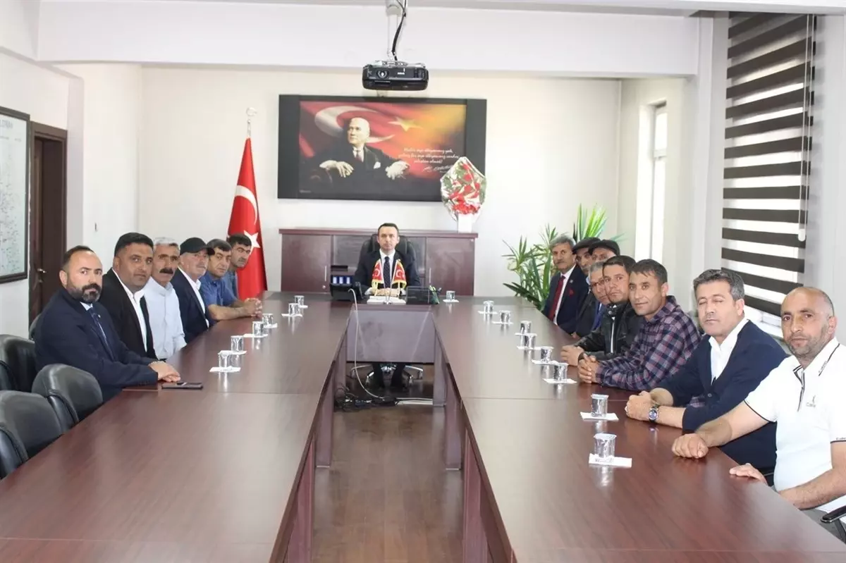 Çaldıran Kaymakamı Bakan, şehit aileleri ve gazileri ağırladı