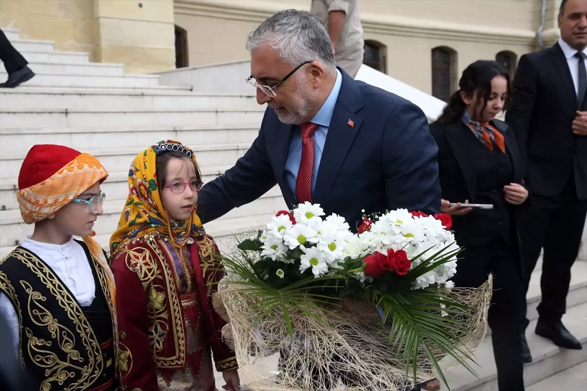 Çalışma ve Sosyal Güvenlik Bakanı Işıkhan, Kastamonu'da konuştu Açıklaması