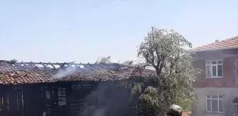 Çanakkale'de Ev Bahçesindeki Depoda Yangın