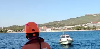 Çanakkale Boğazı'nda Sürüklenen Tekne Kurtarıldı